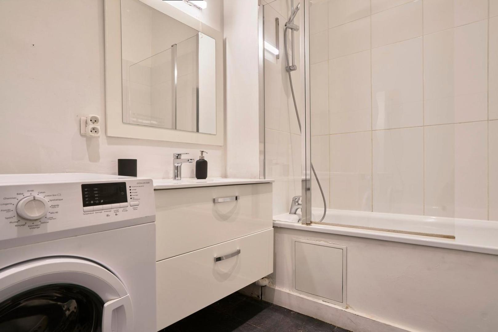 Charming Flats On The Grand Boulevard Lille Bagian luar foto